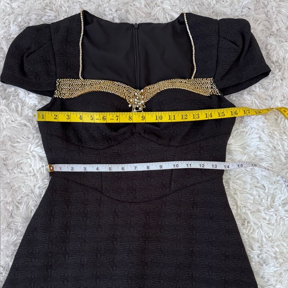 New 🌙 Chic Black and Gold Mini Dress - Picture 9 of 16